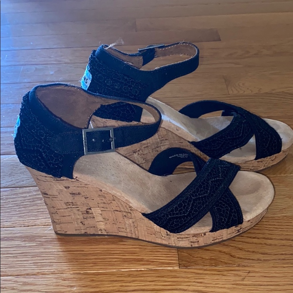 Toms women’s cork wedge sandal